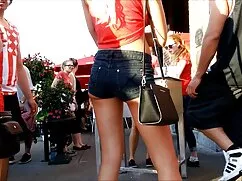 Szőke milf pornó fil ...